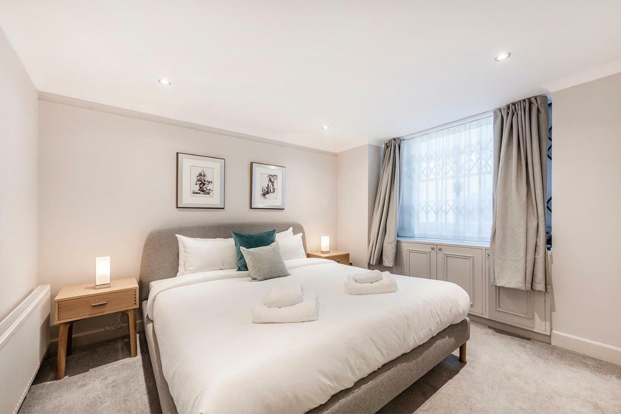 Stylish 2 Bedroom Flat In Knightsbridge 런던 외부 사진