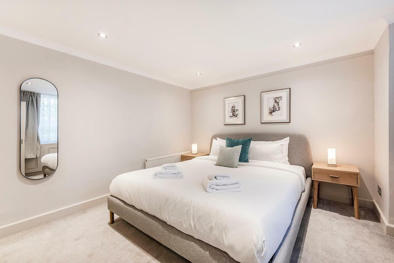 Stylish 2 Bedroom Flat In Knightsbridge 런던 외부 사진