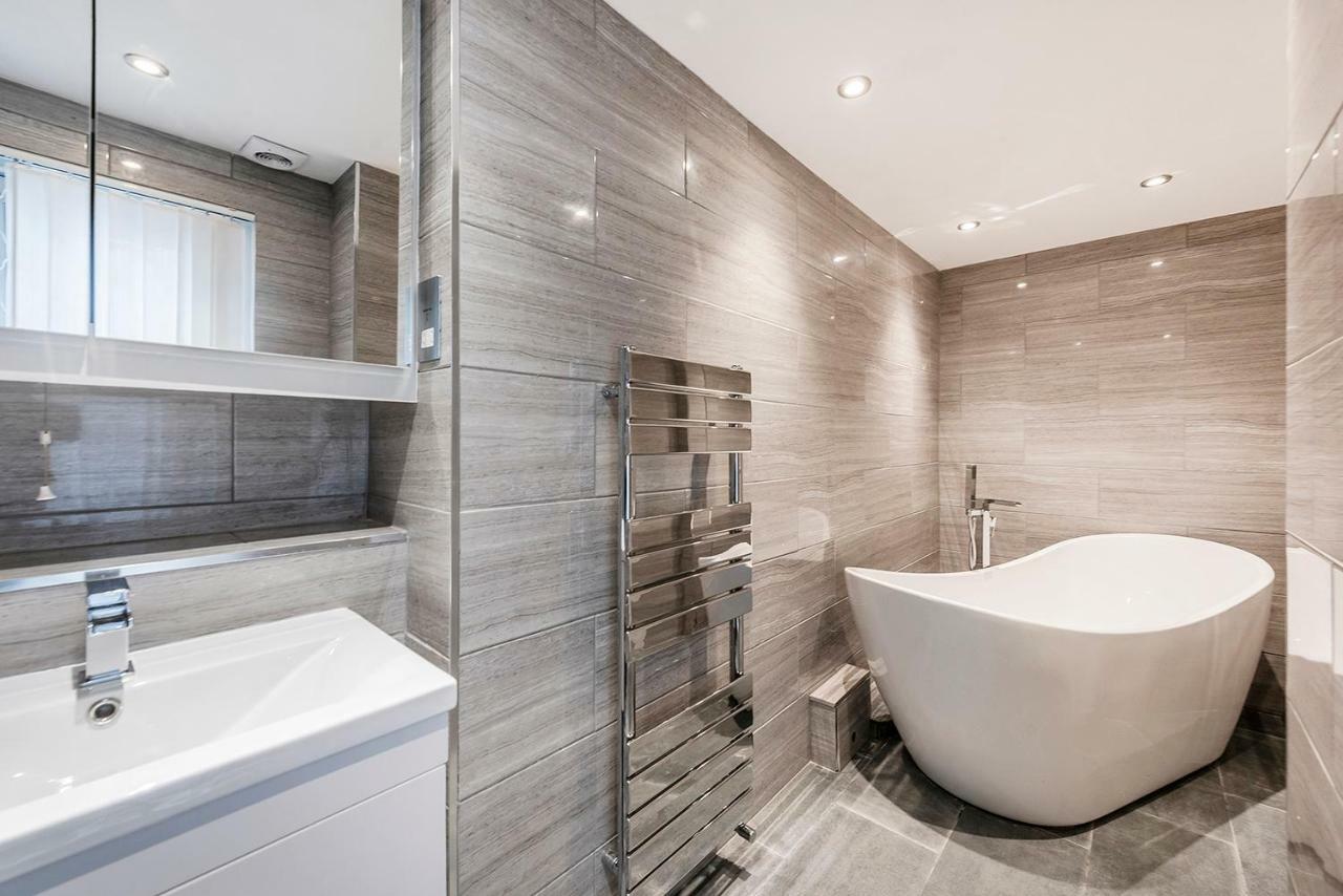 Stylish 2 Bedroom Flat In Knightsbridge 런던 외부 사진